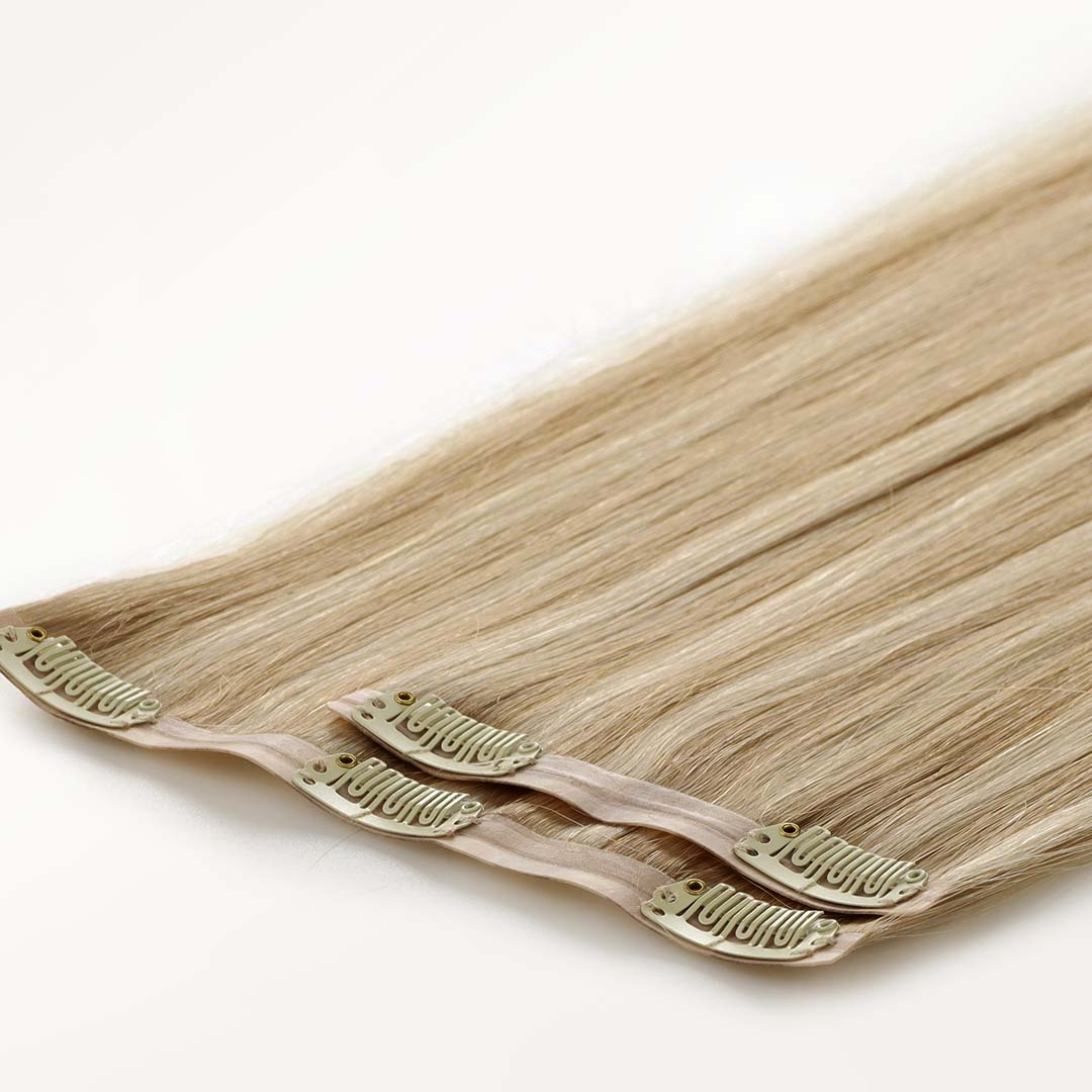 Dark Blonde Highlighted Bleach Blonde (18A/613A) Seamless Clip-Ins (130g-160g) - Image 4